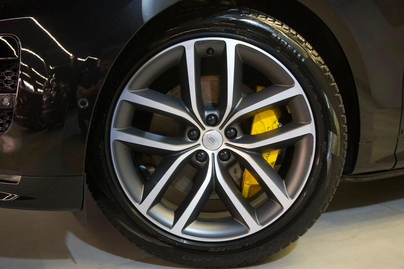 Foto do veículo LAND ROVER RANGE ROVER AUTOBIOGRAPHY RANGE R. . 3.0 P550E (HÍB.) 2025 13.726 KM 929.900,00