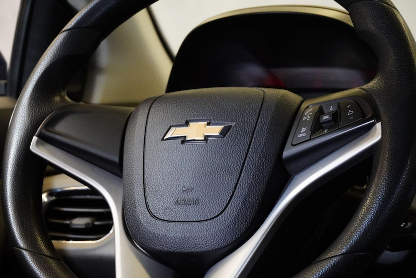 Foto do veículo CHEVROLET ONIX  1.0 LT 8V FLEX 4P MANUAL 2019 92.830 KM 56.900,00