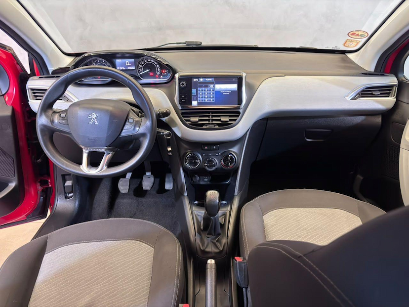Foto do veículo PEUGEOT 208  ACTIVE PACK 2015 121.282 KM 40.900,00