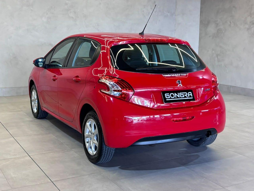 Foto do veículo PEUGEOT 208  ACTIVE PACK 2015 121.282 KM 40.900,00