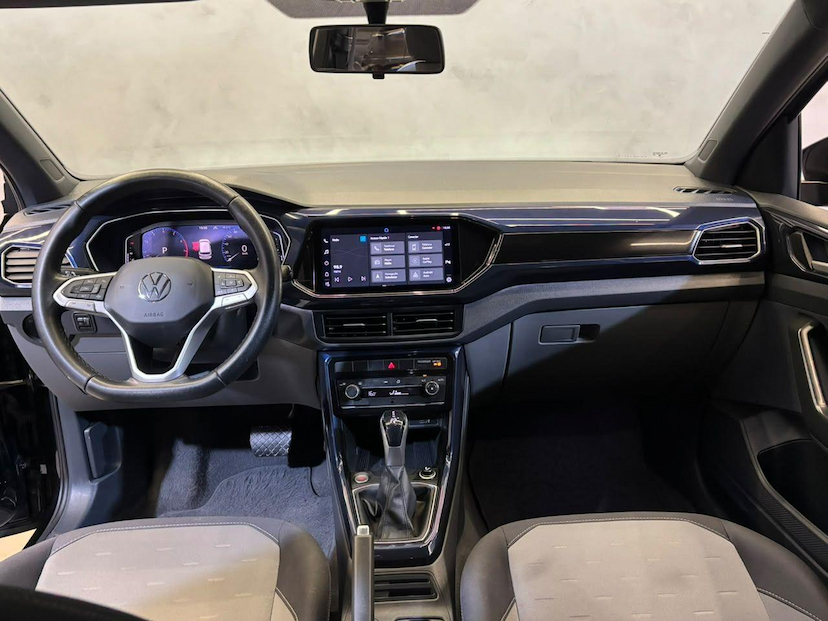 Foto do veículo VOLKSWAGEN T-CROSS T CROSS COMFORTLINE TSI AT 2022 92.623 KM 99.900,00