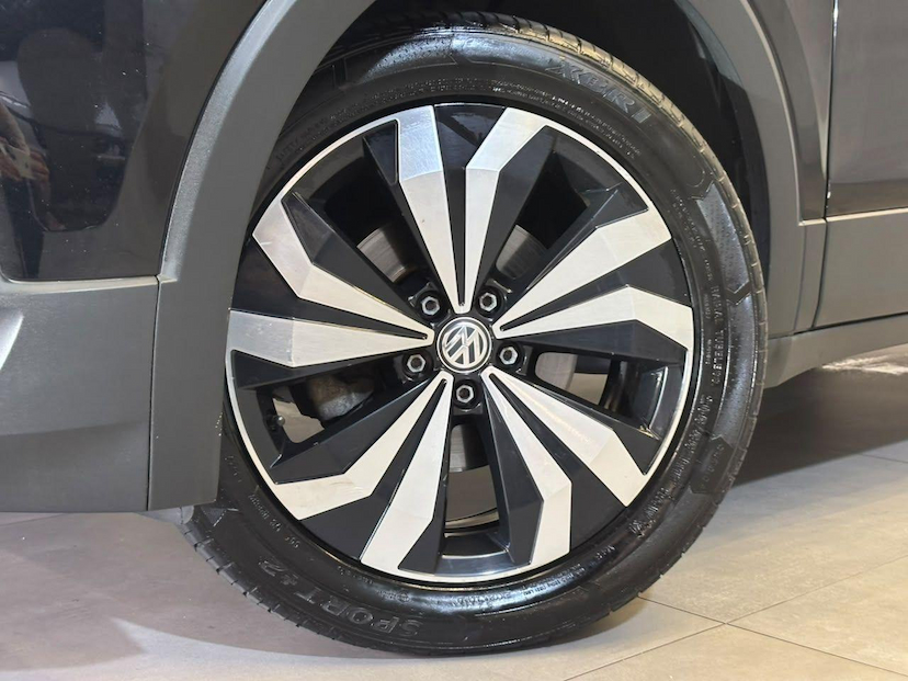 Foto do veículo VOLKSWAGEN T-CROSS T CROSS COMFORTLINE TSI AT 2022 92.623 KM 99.900,00