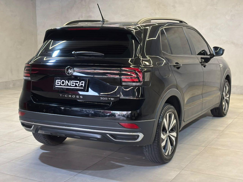 Foto do veículo VOLKSWAGEN T-CROSS T CROSS COMFORTLINE TSI AT 2022 92.623 KM 99.900,00
