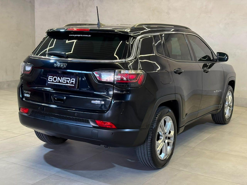 Foto do veículo JEEP COMPASS  LONG. T270 1.3 TB 4X2 FLEX AUT. 2022 10.405 KM 126.900,00