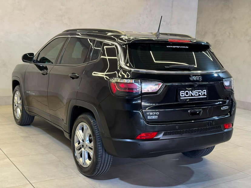 Foto do veículo JEEP COMPASS  LONG. T270 1.3 TB 4X2 FLEX AUT. 2022 10.405 KM 126.900,00