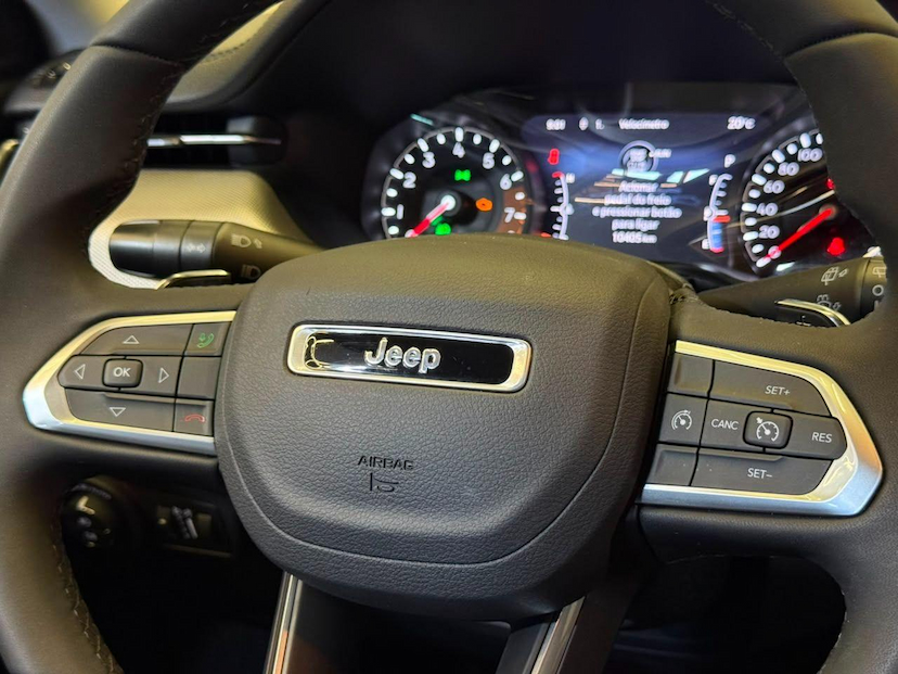 Foto do veículo JEEP COMPASS  LONG. T270 1.3 TB 4X2 FLEX AUT. 2022 10.405 KM 126.900,00