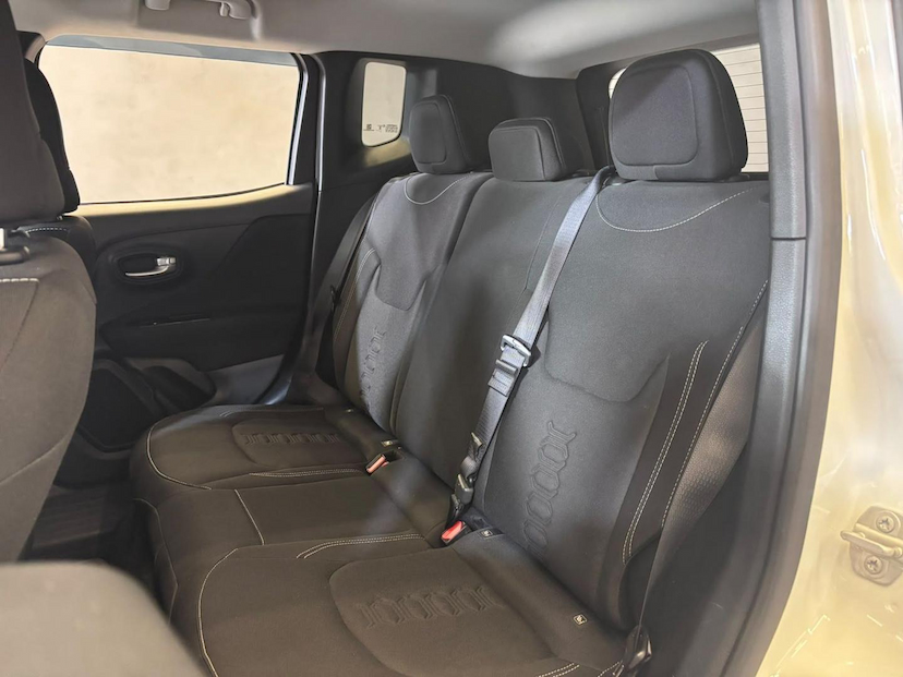 Foto do veículo JEEP RENEGADE  SPT T270 2025 27.990 KM 110.900,00