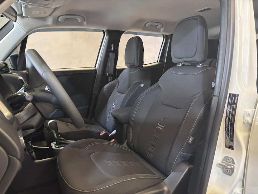 Foto do veículo JEEP RENEGADE  SPT T270 2025 27.990 KM 110.900,00