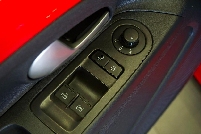 Foto do veículo VOLKSWAGEN UP  XTREME TSI MD 2020 45.000 KM 74.900,00