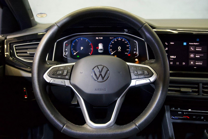 Foto do veículo VOLKSWAGEN NIVUS  HIGHLINE 1.0 200 TSI FLEX AUT. 2023 55.696 KM 112.900,00