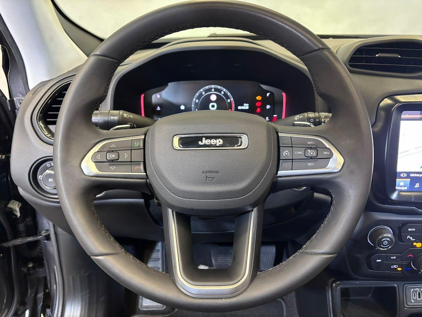 Foto do veículo JEEP RENEGADE  SAHARA 2025 21.229 KM 135.900,00