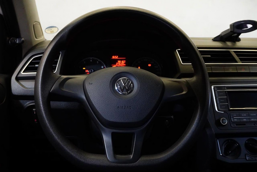 Foto do veículo VOLKSWAGEN VOYAGE  1.6L MB5 2022 24.500 KM 64.900,00