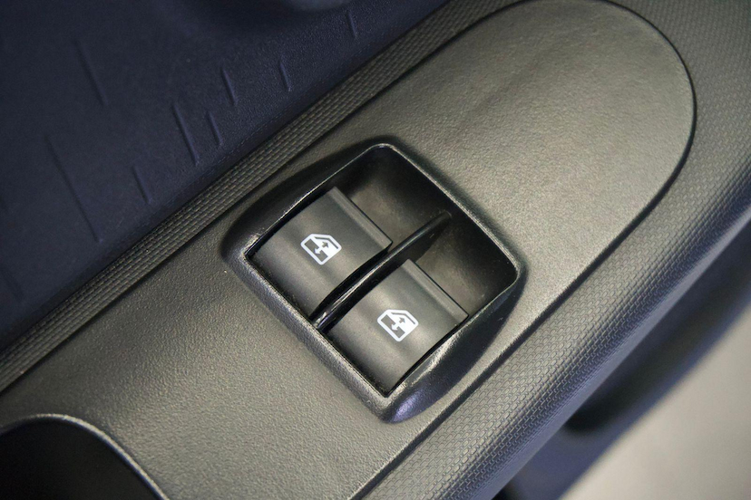 Foto do veículo FIAT MOBI  LIKE 2023 49.000 KM 54.900,00