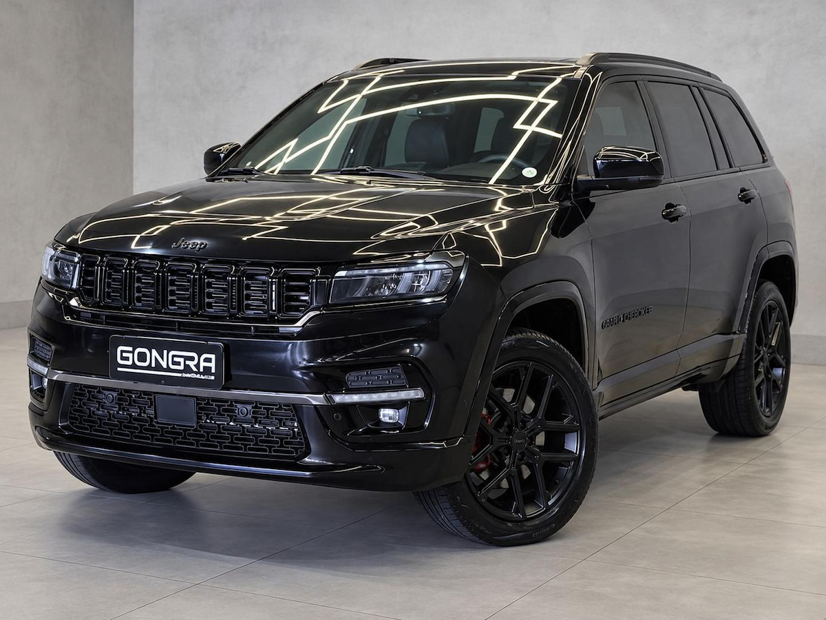 Foto do veículo JEEP COMMANDER COMMANDER BLACKHAWK 2024/2025 33.495 KM R$ 209.900,00