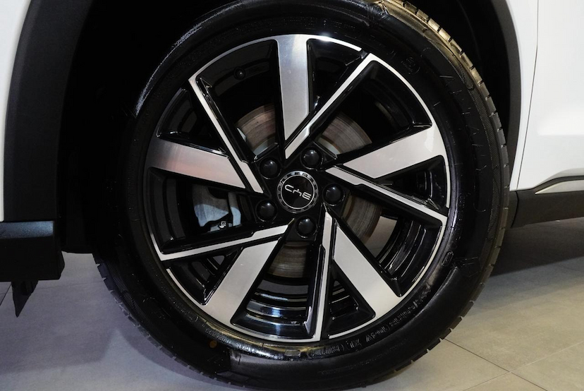 Foto do veículo BYD SONG PLUS  PRO GS DM 2025 37.500 KM 159.900,00