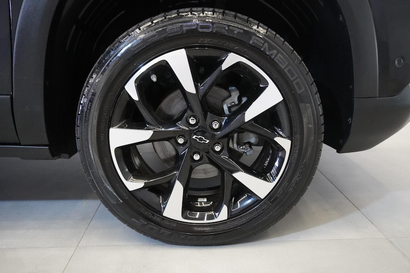 Foto do veículo Chevrolet MONTANA 1.2 TURBO FLEX RS AUTOMÁTICO 2024 74.400 KM R$ 105.900,00