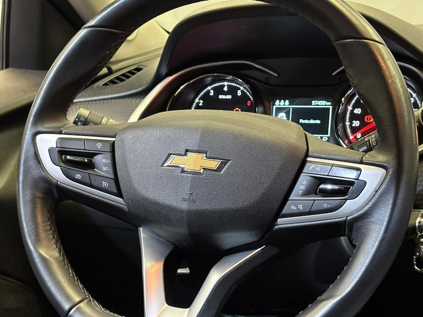 Foto do veículo CHEVROLET ONIX  1.0 LT 2020 57.000 KM 72.900,00