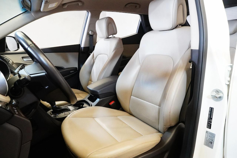 Foto do veículo HYUNDAI SANTA FÉ SANTA FE/GLS 3.3 V6 4X4 TIPTRONIC 2015 45.000 KM 88.900,00