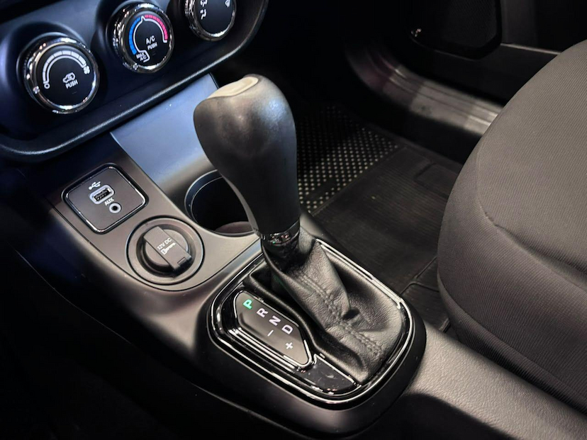 Foto do veículo FIAT TORO  1.8 16V EVO FLEX FREEDOM AT6 2018 92.431 KM 88.900,00