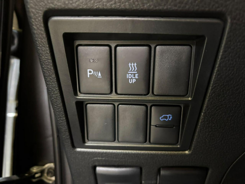 Foto do veículo TOYOTA HILUX  SW4 SRX 4X4 2.8 TB 4P DIESEL 2021 79.379 KM 269.900,00