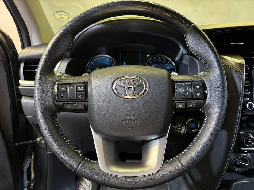 Foto do veículo TOYOTA HILUX  SW4 SRX 4X4 2.8 TB 4P DIESEL 2021 79.379 KM 269.900,00