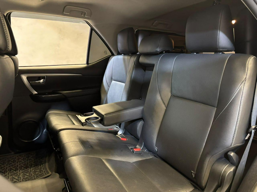 Foto do veículo TOYOTA HILUX  SW4 SRX 4X4 2.8 TB 4P DIESEL 2021 79.379 KM 269.900,00