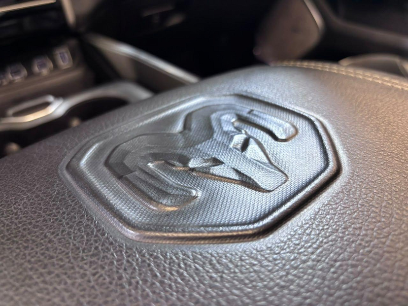 Foto do veículo RAM 1500  LARAMIE 3.0 CD BI-TB 4X4 AUT. 2025 22.283 KM 505.900,00