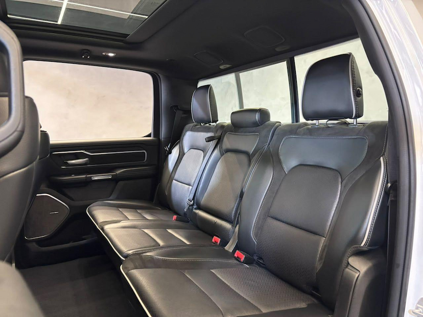Foto do veículo RAM 1500  LARAMIE 3.0 CD BI-TB 4X4 AUT. 2025 22.283 KM 505.900,00
