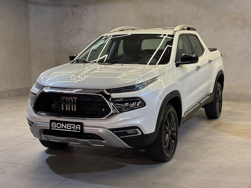 Foto do veículo FIAT TORO  VOLC T270 AT6 2025 47 KM 145.900,00