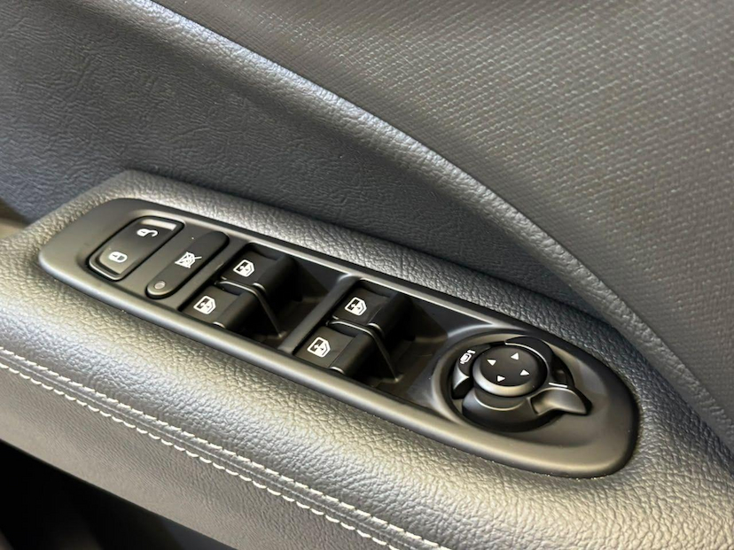 Foto do veículo FIAT TORO  VOLC T270 AT6 2025 47 KM 145.900,00