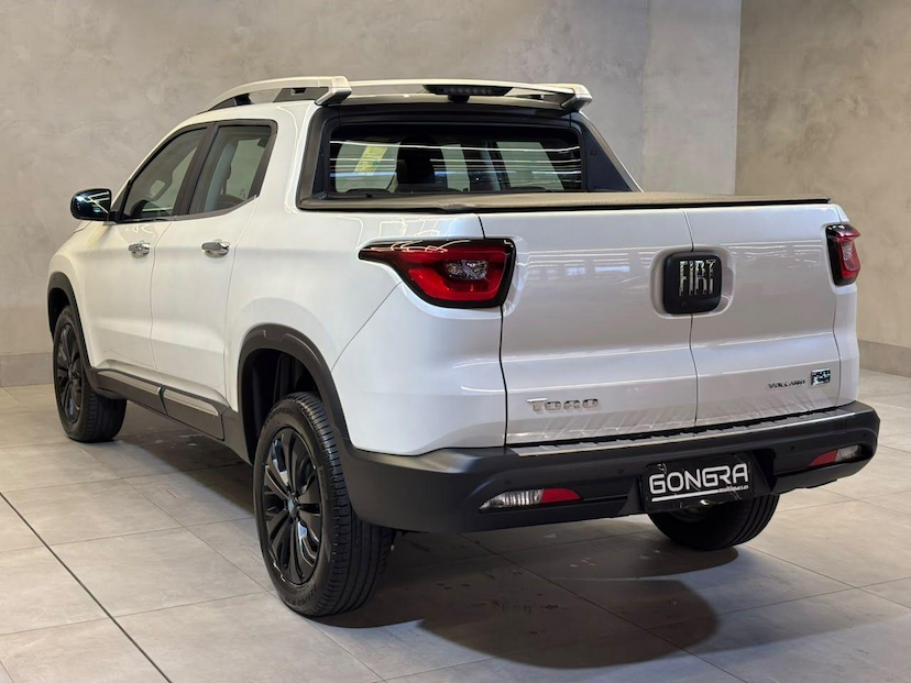 Foto do veículo FIAT TORO  VOLC T270 AT6 2025 47 KM 145.900,00
