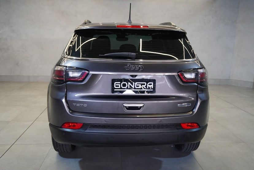 Foto do veículo JEEP COMPASS  LONG TF 2022 43.928 KM 117.900,00
