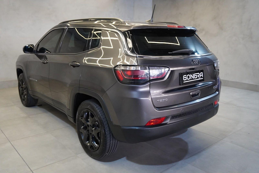 Foto do veículo JEEP COMPASS  LONG TF 2022 43.928 KM 117.900,00