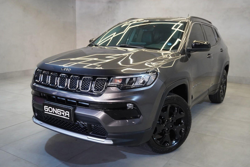 Foto do veículo JEEP COMPASS  LONG TF 2022 43.928 KM 117.900,00