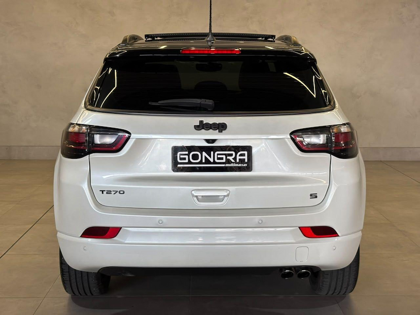 Foto do veículo JEEP COMPASS  SERIE S TF 2023 70.000 KM 136.900,00