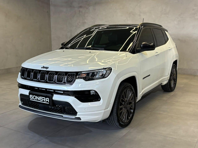 Foto do veículo JEEP COMPASS  SERIE S TF 2023 70.000 KM 136.900,00