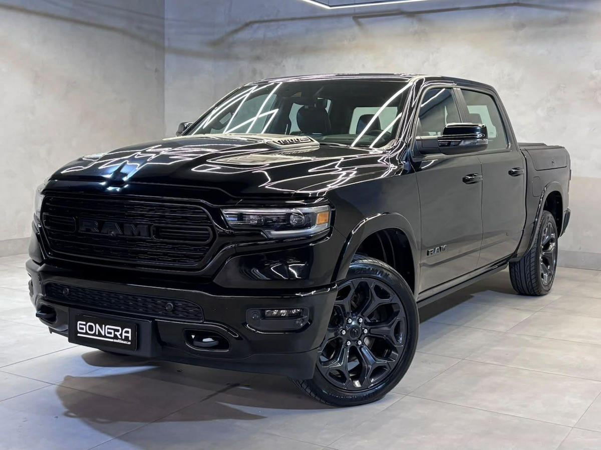 Foto do veículo RAM 1500  LIMITED NIGHT EDITION 5.7 4x4 Aut. 2023/2024 71.743 KM R$ 409.900,00