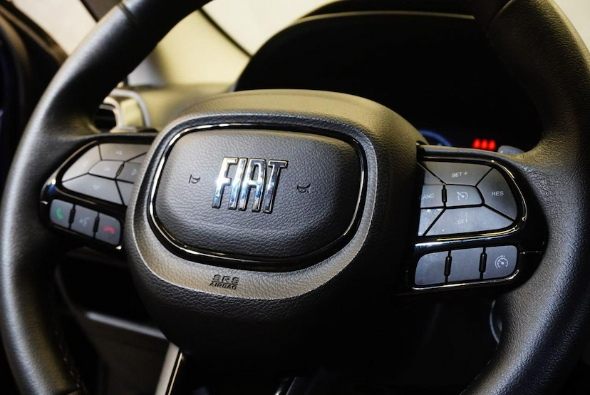 Foto do veículo FIAT TORO  VOLCANO 1.3 T270 4X2 FLEX AUT. 2025 30.281 KM 145.900,00