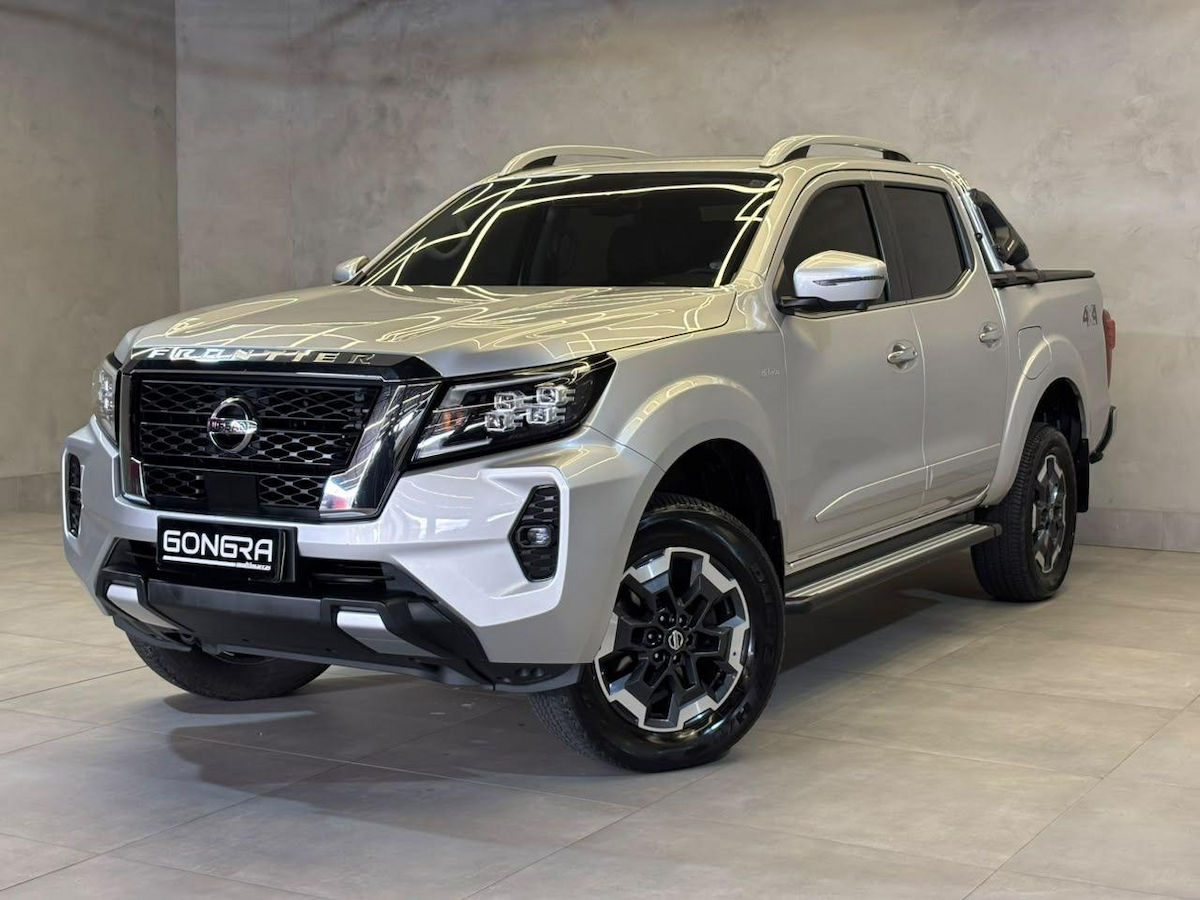 Foto do veículo NISSAN FRONTIER  PLAT 4X4 2022/2023 70.360 KM R$ 189.900,00