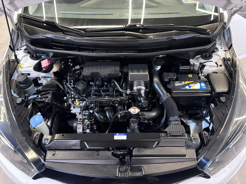 Foto do veículo HYUNDAI HB20  1.0 COMFORT 2015 64.525 KM 49.900,00