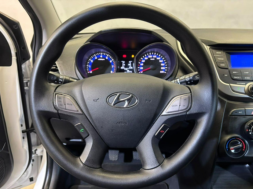 Foto do veículo HYUNDAI HB20  1.0 COMFORT 2015 64.525 KM 49.900,00