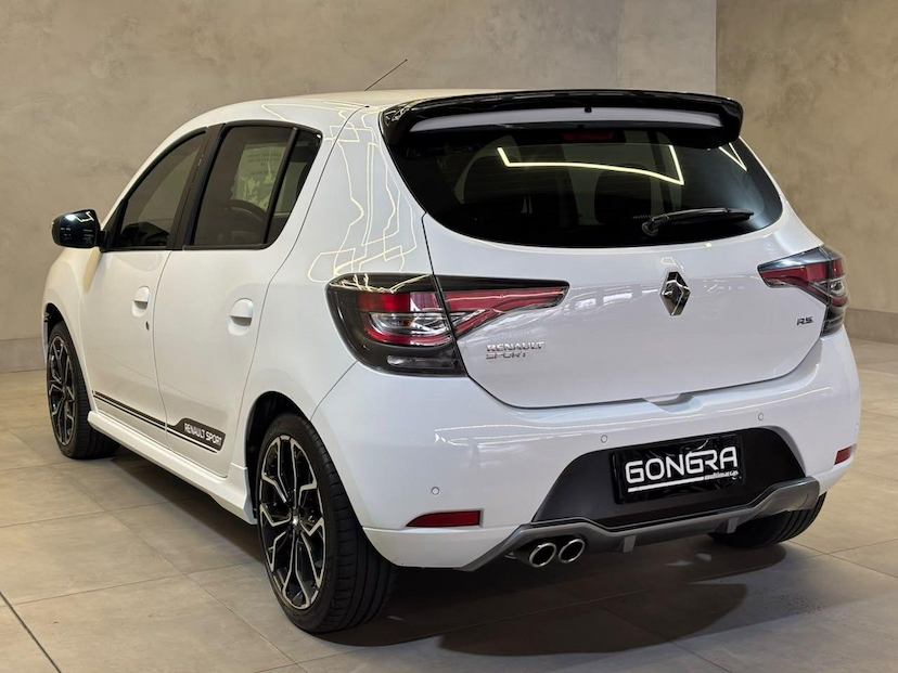 Foto do veículo RENAULT SANDERO  SPORT RS 2.0 FLEX 16V 5P 2022 33.100 KM 86.900,00