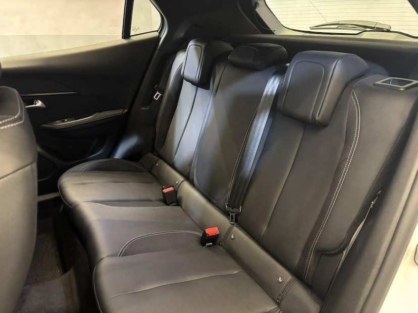 Foto do veículo PEUGEOT 2008  ALLURE T200 2026 36 KM 128.900,00