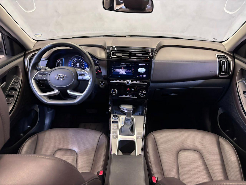 Foto do veículo HYUNDAI CRETA  PLATINUM 1.0 TB 12V 2023 49.004 KM 122.900,00