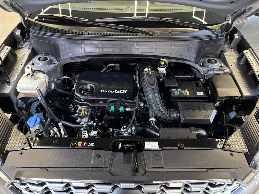 Foto do veículo HYUNDAI CRETA  PLATINUM 1.0 TB 12V 2023 49.004 KM 122.900,00