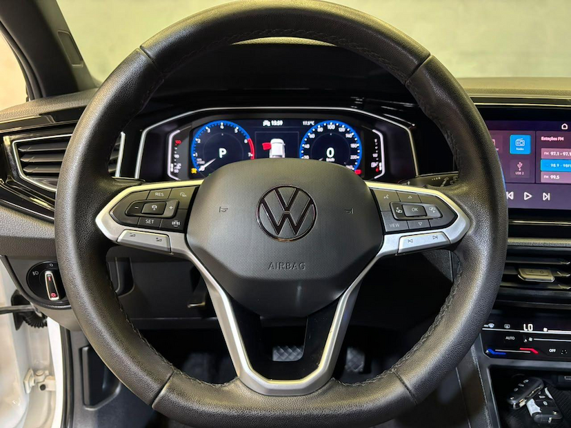 Foto do veículo VOLKSWAGEN NIVUS  1.0 200 TSI HIGHLINE 2023 56.764 KM 112.900,00