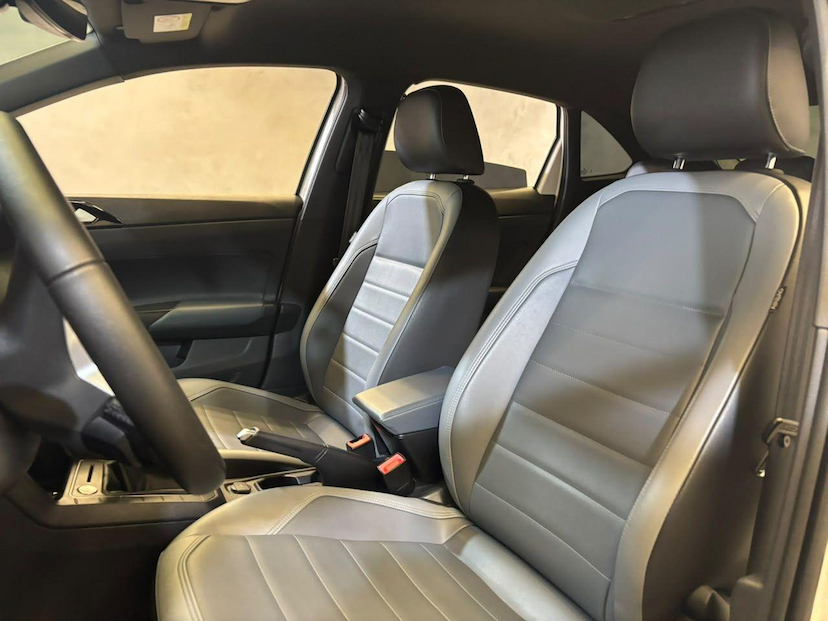Foto do veículo VOLKSWAGEN NIVUS  1.0 200 TSI HIGHLINE 2023 56.764 KM 112.900,00