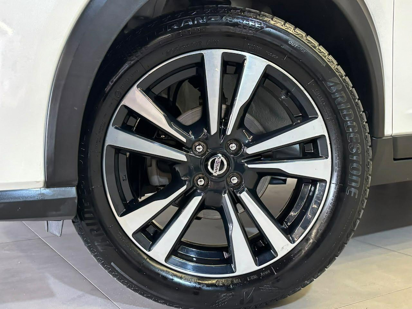 Foto do veículo NISSAN KICKS  EXCLUSI CVT 2022 29.554 KM 102.900,00