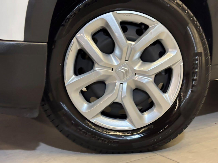 Foto do veículo CITROËN C3  LIVE PK 1.0 2024 20.704 KM 69.900,00