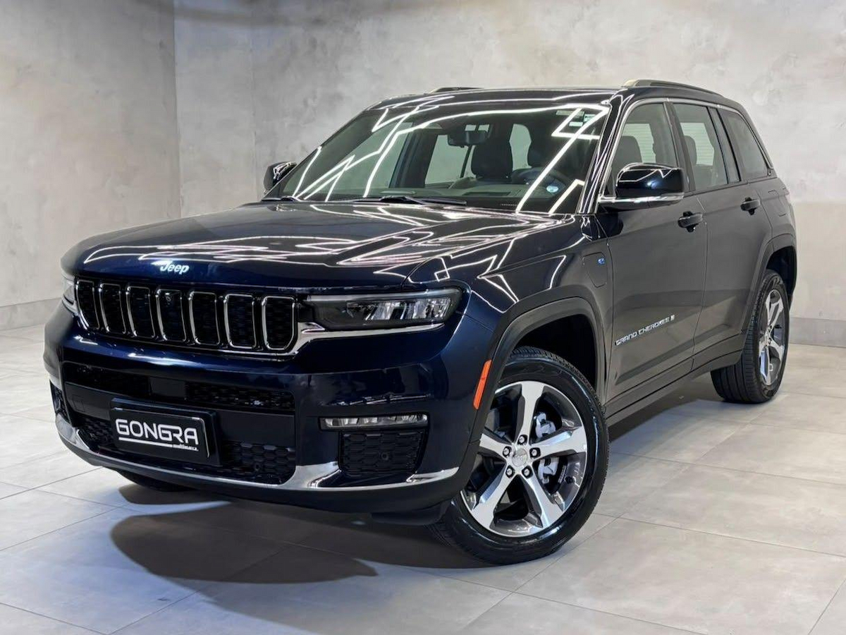 Foto do veículo JEEP CHEROKEE G  4XE 2024/2024 12.007 KM R$ 385.900,00